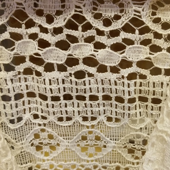 Lace Seim Cover Up One Size Fits All. C64 - Picture 7 of 7